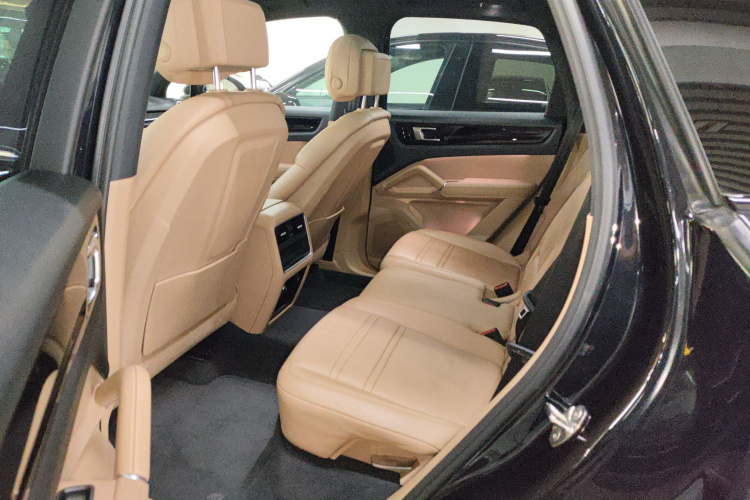 保时捷 2019款 Cayenne 3.0T中控内饰21