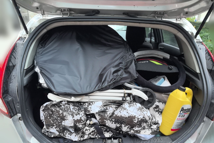 福特 嘉年华 2013款 两厢 1.5L 自动时尚型局部细节23