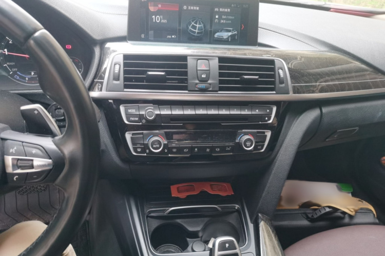 宝马3系 2019款 320Li M运动曜夜版局部细节16