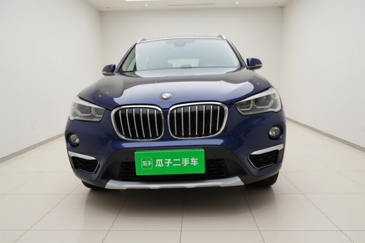宝马X1 2019款 sDrive18Li 尊享型车身外观2