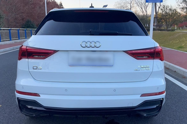 奥迪Q3 2023款 40 TFSI 时尚动感型车身外观6003