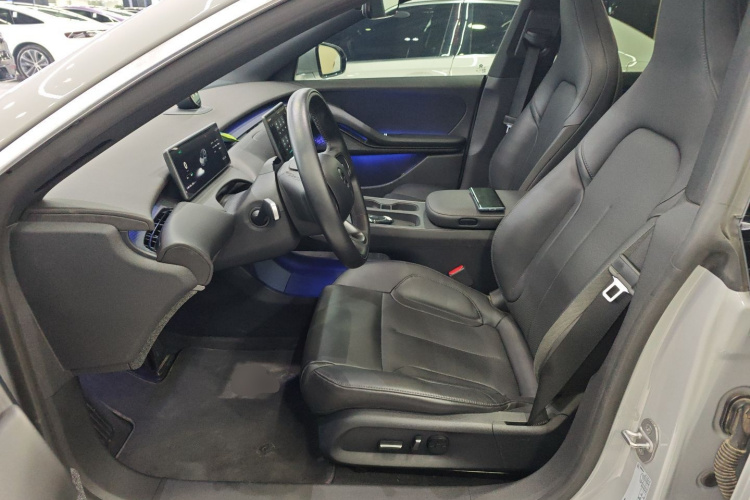 蔚来ET5T 2023款 75kWh Touring中控内饰19