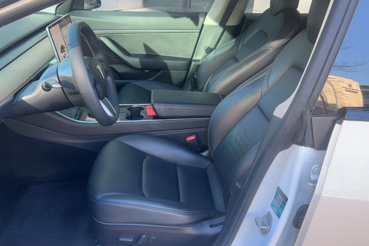 特斯拉 Model 3(进口) 2019款 标准续航后驱升级版(52度)中控内饰7005