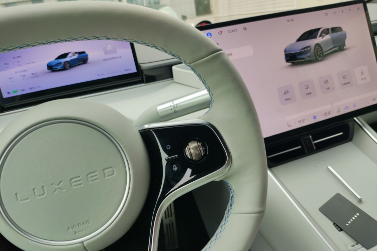 鸿蒙智行 智界S7 2025款 855km Max局部细节18