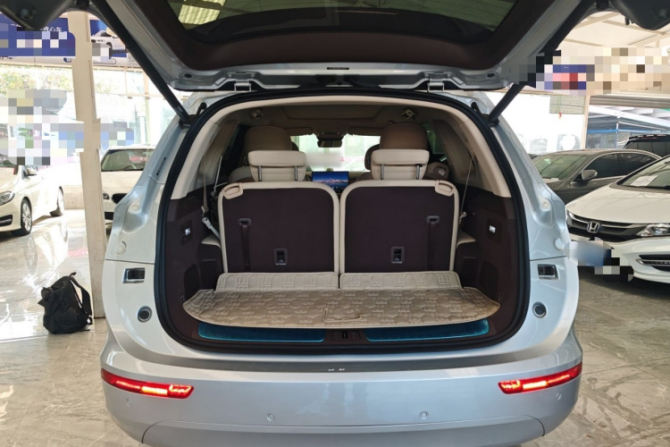 鸿蒙智行 问界M7 2024款 1.5T 后驱Plus版 6座局部细节23