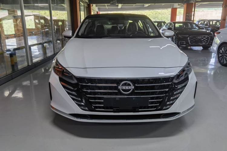 日产 天籁 2022款 2.0L XL-TLS 悦享版车身外观6001