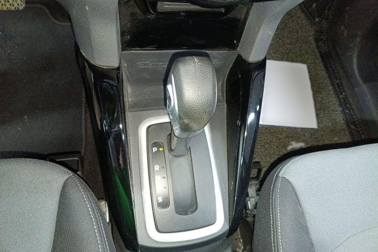 福特 翼搏 2013款 1.5L 自动风尚型局部细节18