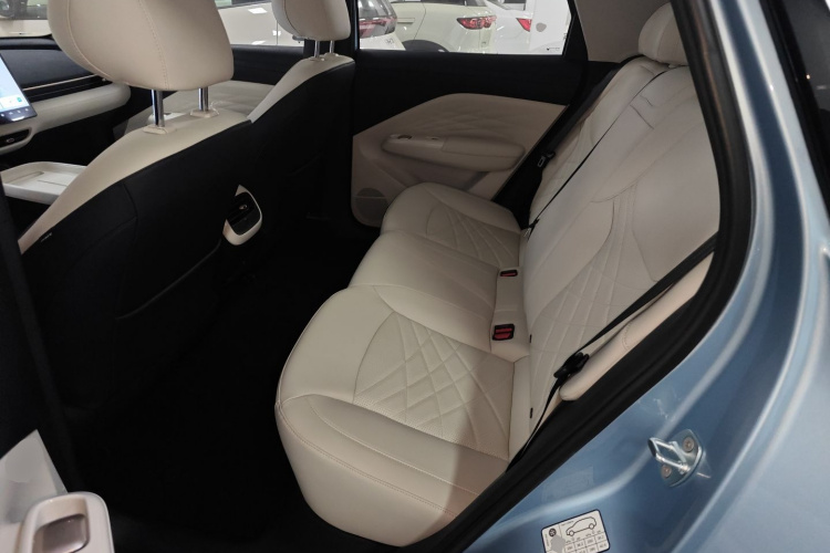 ARCFOX极狐 极狐T1 2025款 425 PLUS中控内饰21