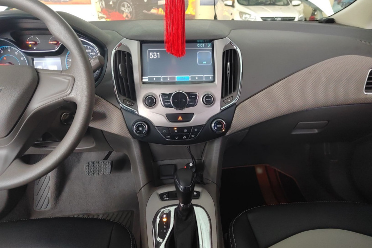 雪佛兰 科鲁兹 2016款 1.5L 自动时尚天窗版局部细节16