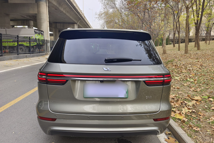 理想汽车 理想ONE 2020款 增程6座版局部细节23