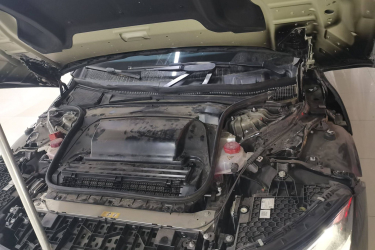 奔驰EQE 2022款 350 先锋版局部细节24