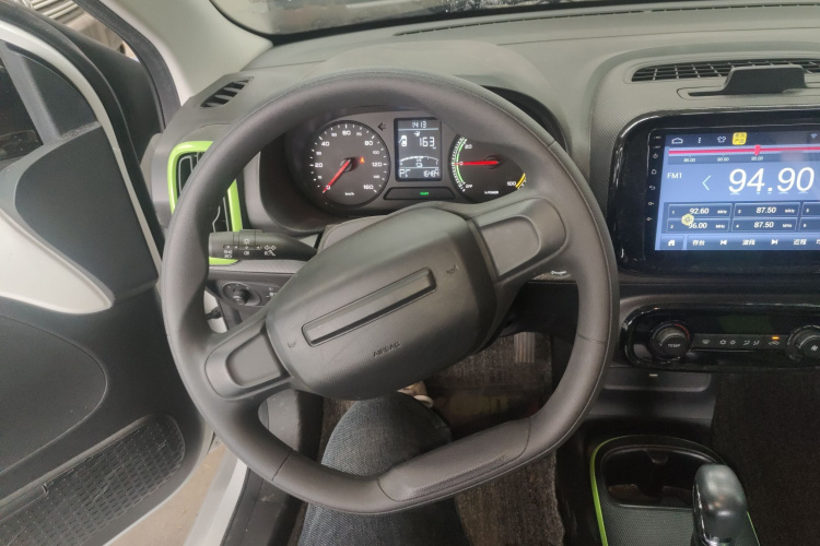 荣威 科莱威CLEVER 2021款 302km卓越版中控内饰13