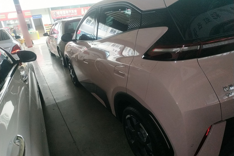 比亚迪 海鸥 2024款 荣耀版 305km 自由版车身外观4