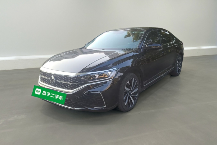 大众 帕萨特 2023款 330TSI 星空精英版车身外观1