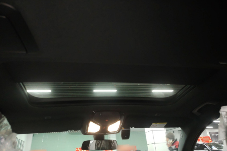 宝马5系 2022款 改款 530Li 领先型 M运动套装局部细节22