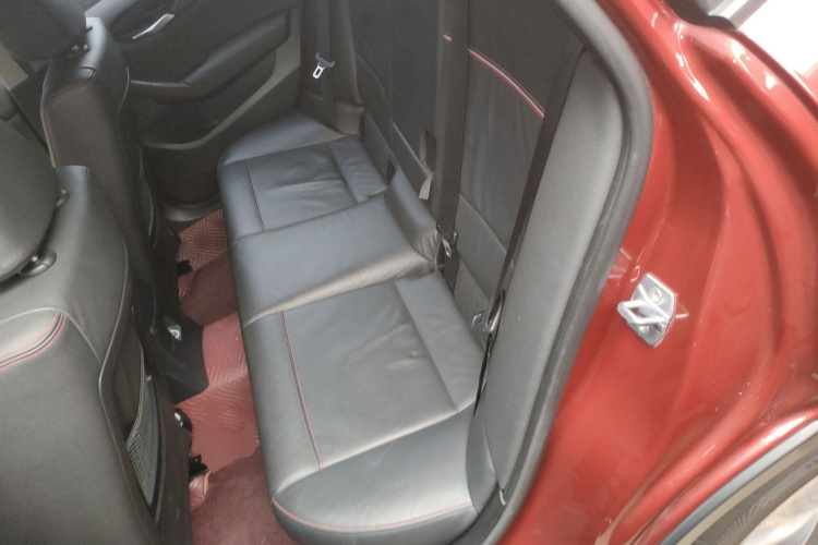 宝马X1 2014款 sDrive18i 运动设计套装中控内饰21