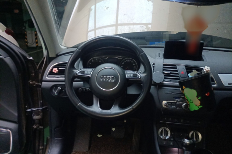 奥迪Q3 2013款 35 TFSI quattro 豪华型局部细节13