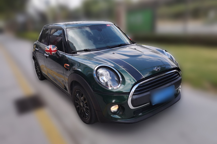 MINI 2018款 1.5T ONE PLUS车身外观3
