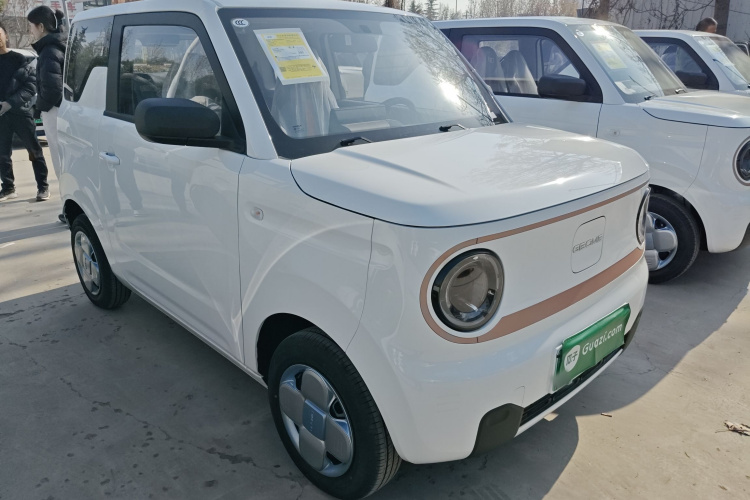 吉利银河 2024款 熊猫mini 200km 耐力熊车身外观3