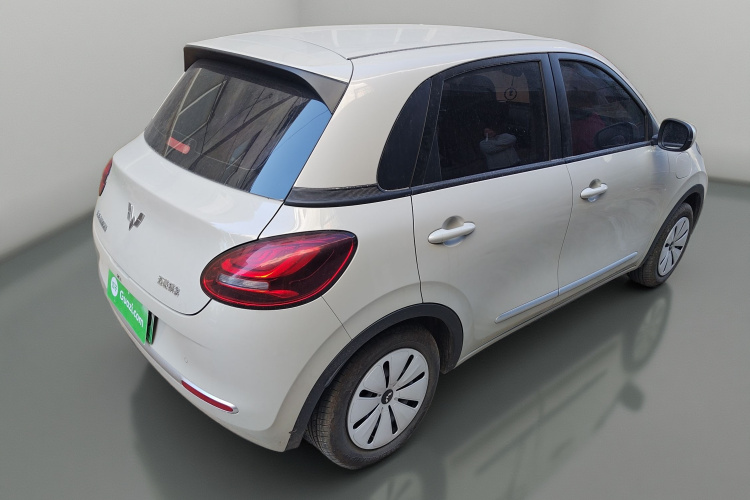 五菱汽车 五菱缤果 2023款 203km 轻享款车身外观7