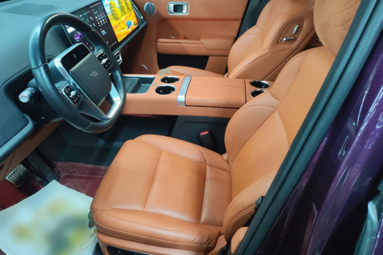 理想汽车 理想L9 2022款 Max中控内饰19