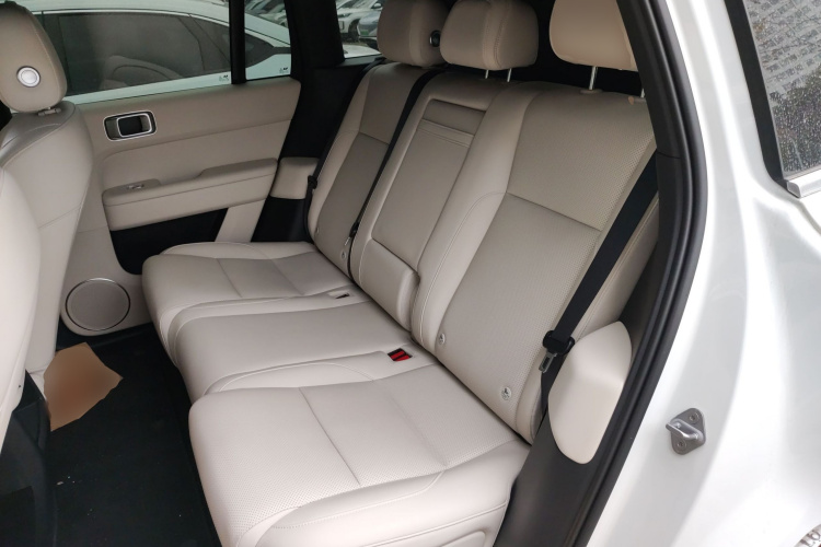 理想汽车 理想L6 2024款 Pro中控内饰21