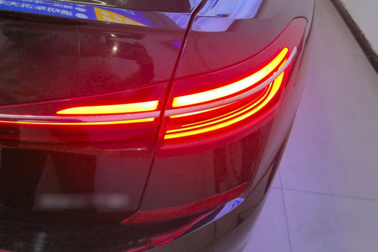 大众 帕萨特 2023款 改款 330TSI 星空精英版车身外观9