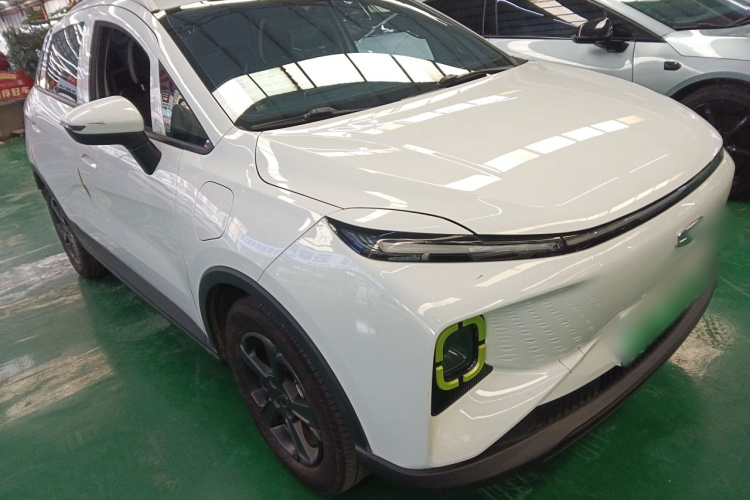 吉利几何E萤火虫 2022款 401KM 玲珑虎 4座车身外观3