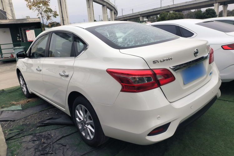 日产 轩逸 2019款 1.6XE CVT舒适版 国V车身外观4