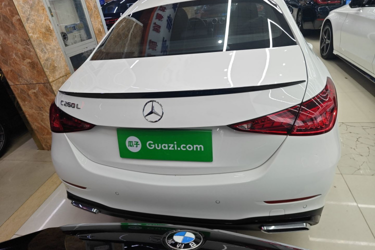奔驰C级 2025款 C 260 L 皓夜运动版车身外观6