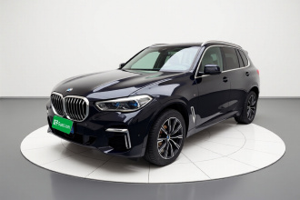 宝马X5 2022款 xDrive 30Li 尊享型M运动套装