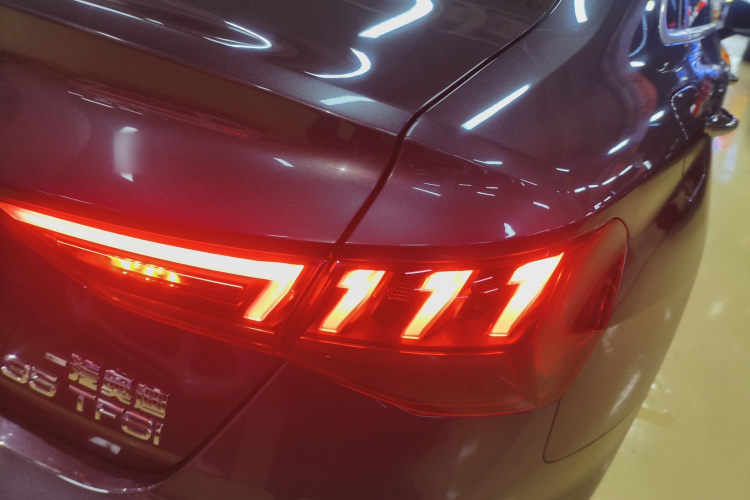 奥迪A3 2021款 A3L Limousine 35 TFSI 时尚运动型车身外观6006