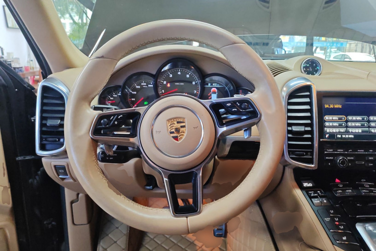 保时捷 2015款 Cayenne 3.0T中控内饰13