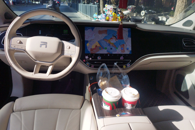 飞凡汽车 飞凡F7 2023款 性能Pro版中控内饰12