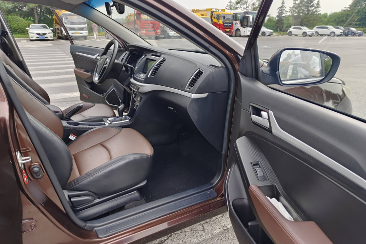 吉利汽车 远景 2017款 1.5L 自动幸福版局部细节41