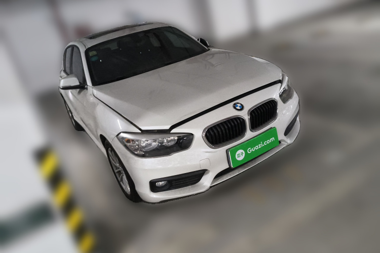 宝马1系(进口) 2016款 118i 领先型车身外观3