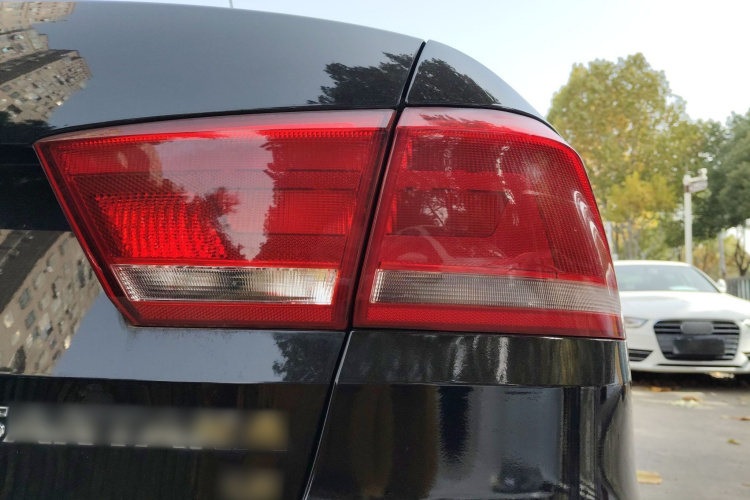 大众 桑塔纳 2015款 1.6L 自动风尚版车身外观6007