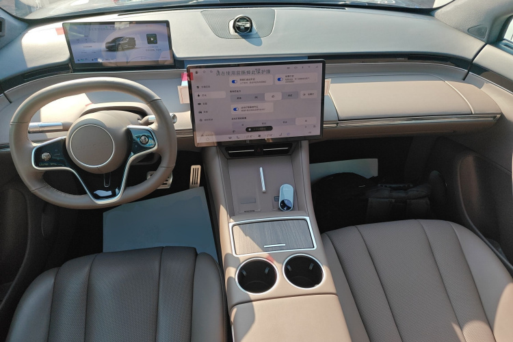 鸿蒙智行 智界R7 2025款 增程 251km Max中控内饰12