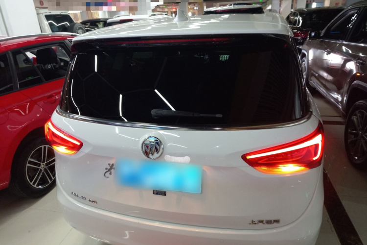 别克GL6 2019款 18T 6座互联豪华型 国VI车身外观6