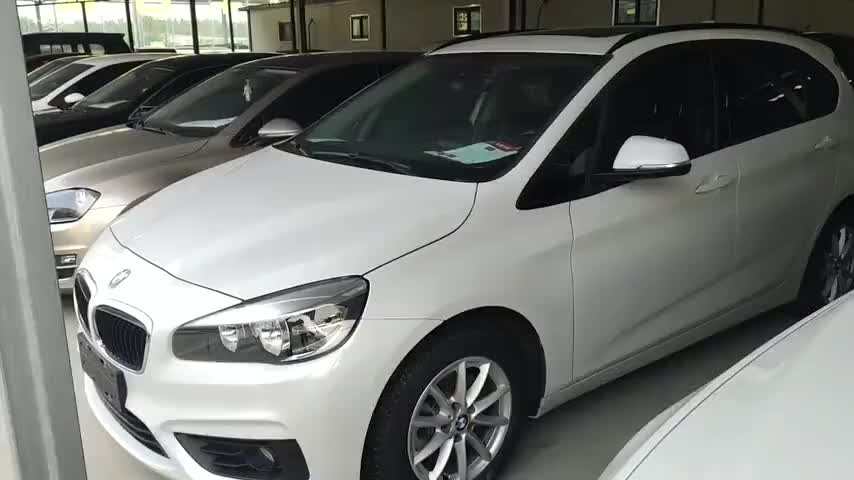 宝马2系旅行车 2016款 218i 时尚型实拍1