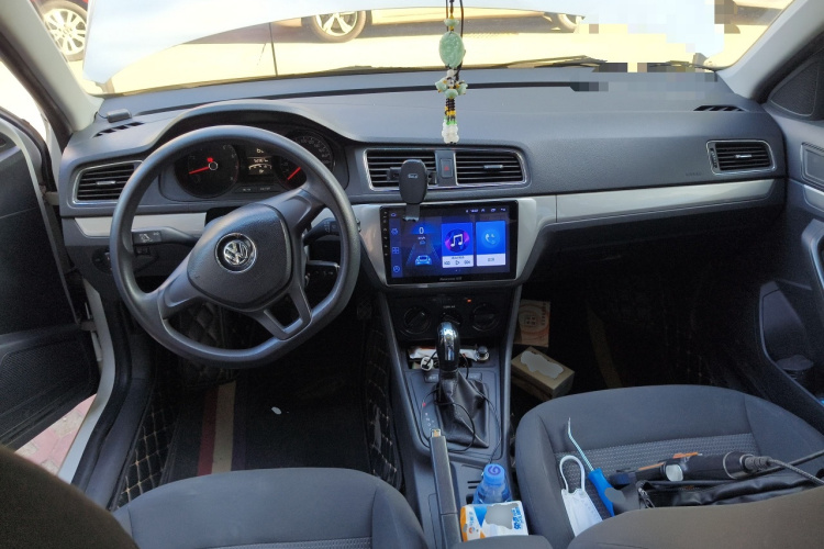 大众 朗逸 2017款 1.6L 自动风尚版中控内饰12