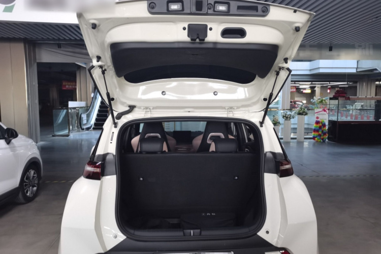 比亚迪 海鸥 2023款 活力版机舱底盘23