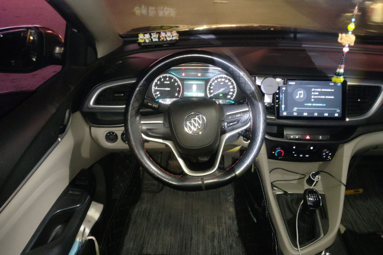 别克 英朗 2019款 15T 手动精英型 国VI中控内饰13