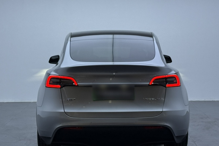 特斯拉 Model Y 2022款 后轮驱动版车身外观6005