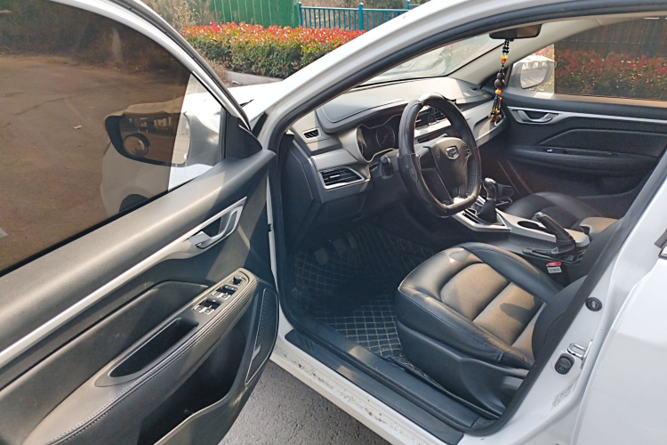 吉利汽车 远景 2018款 1.5L 手动幸福版中控内饰20