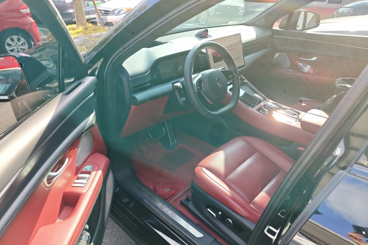 鸿蒙智行 问界M5 2024款 增程 Max RS 四驱高阶智驾版中控内饰20