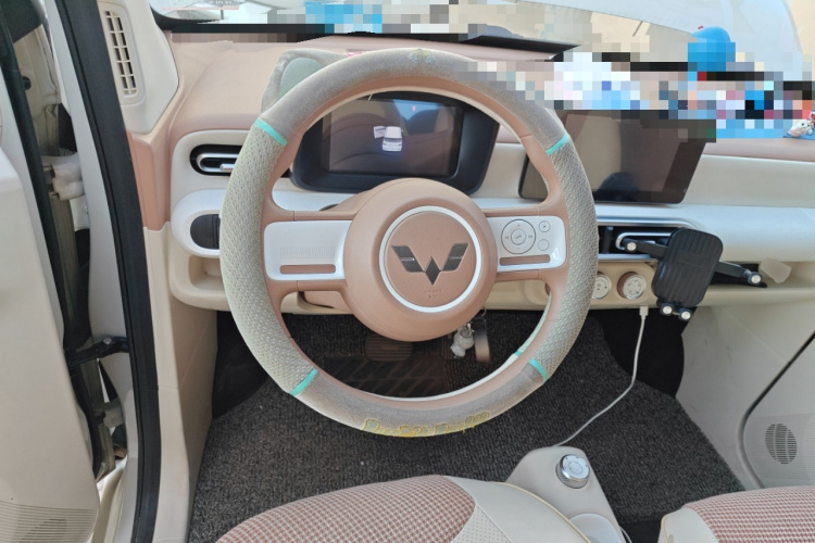 五菱汽车 宏光MINIEV 2024款 第三代 215km 进阶版局部细节13