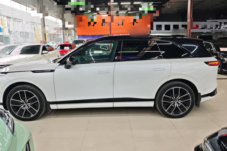 小鹏G9 2022款 702 Pro车身外观4