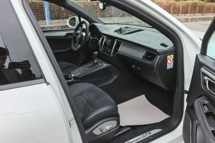 保时捷 2017款 Macan GTS 3.0T中控内饰7012