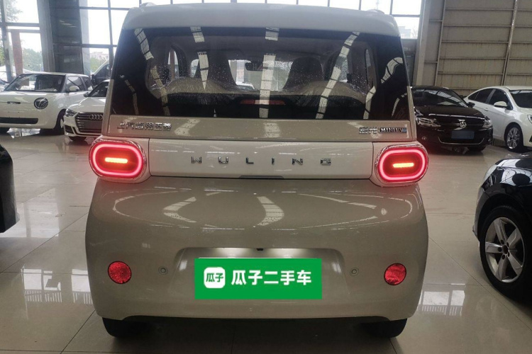 五菱汽车 宏光MINIEV 2024款 第三代 215km 进阶版车身外观6